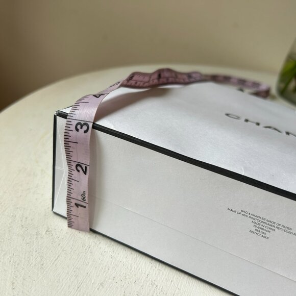 Chanel Paper Bag Duo - Authentic Packaging with Classic Ribbon Closure - Picture 4 of 8